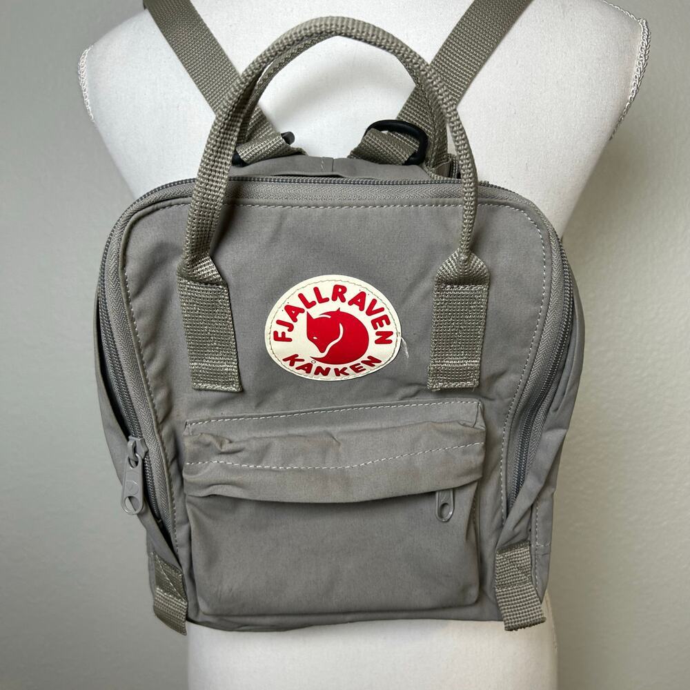FJallraven unisex fog gray mini Kanken back pack